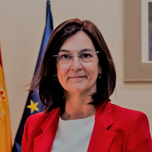 Doña Cani Fernández Vicién