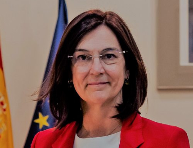 Dña. Cani Fernández